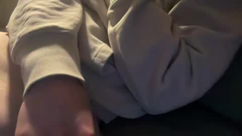 Snapshot of angelow2000 chatting on December 26, 11:35 pm Angelow online show from December 26, 11:35 pm