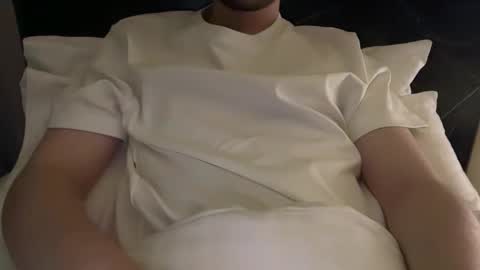 Snapshot of angelow2000 chatting on March 12, 2:30 am Angelow online show from March 12, 2:30 am