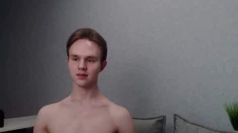 Angel online show from January 18, 8:40 pm