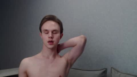 Angel online show from February 10, 3:32 pm