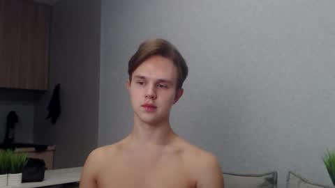 Angel online show from November 4, 9:08 am