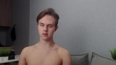 Angel online show from November 30, 11:03 am