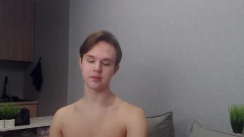 Angel online show from March 10, 10:31 am