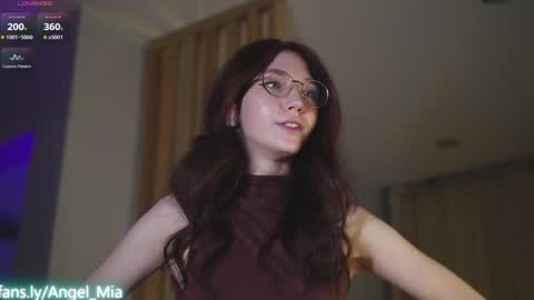 Nikki online show from March 6, 8:33 am