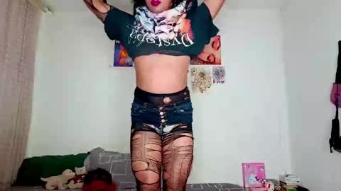 Snapshot of angelsdustxxx chatting on February 10, 9:36 pm online show from February 10, 9:36 pm