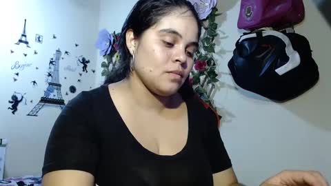 Snapshot of angelsexhotlatin chatting on December 7, 1:25 am angelsexhotlatin online show from December 7, 1:25 am