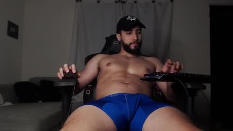 Snapshot of angelsexx_15 chatting on December 23, 8:11 am Angel online show from December 23, 8:11 am