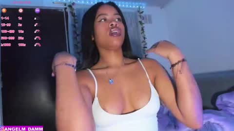 Snapshot of angelsmia_ chatting on March 11, 10:51 am MIA available content ask online show from March 11, 10:51 am