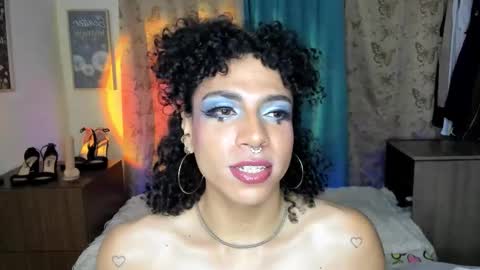 Snapshot of angelwhitte chatting on March 13, 2:40 am angelwhitte online show from March 13, 2:40 am