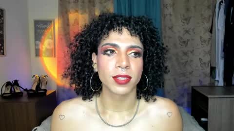 Snapshot of angelwhitte chatting on March 16, 3:56 am angelwhitte online show from March 16, 3:56 am