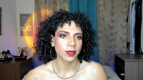 Snapshot of angelwhitte chatting on March 16, 5:44 am angelwhitte online show from March 16, 5:44 am