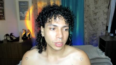 Snapshot of angelwhitte chatting on March 27, 10:53 pm angelwhitte online show from March 27, 10:53 pm