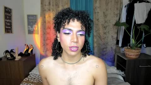 Snapshot of angelwhitte chatting on March 28, 10:53 pm angelwhitte online show from March 28, 10:53 pm