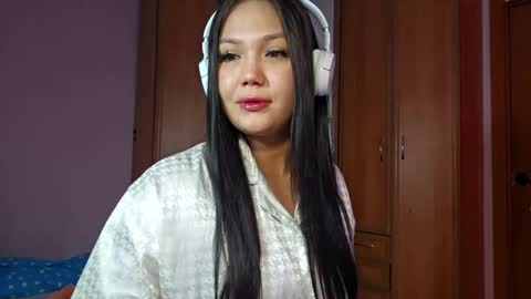 Snapshot of angelyntarris chatting on September 21, 6:59 am Mira online show from September 21, 6:59 am