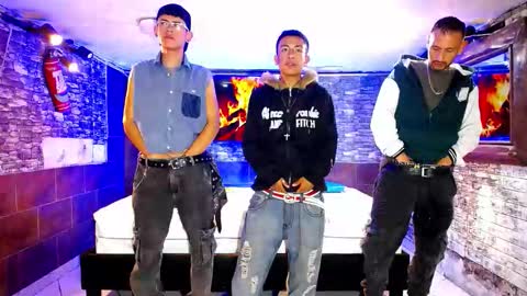 anghelytos online show from October 27, 9:30 pm