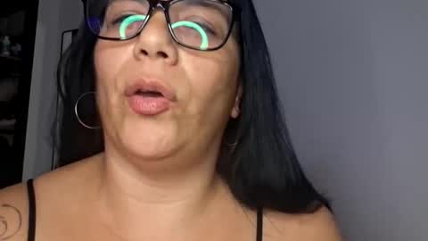 Angie0724 online show from February 12, 11:00 pm