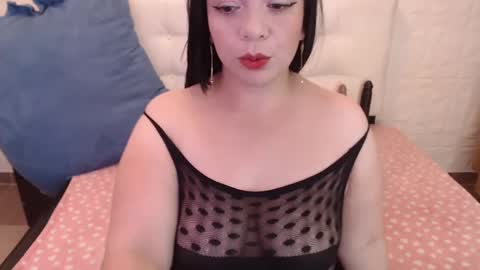 Angie online show from January 25, 9:04 pm