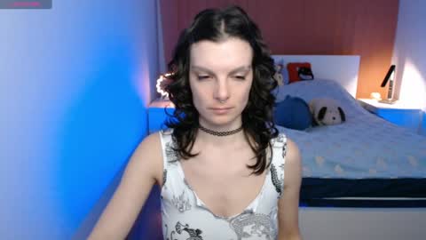 Snapshot of angie_faee chatting on January 4, 6:09 pm angie_faee online show from January 4, 6:09 pm