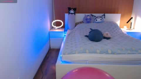 Snapshot of angie_faee chatting on February 20, 3:30 pm angie_faee online show from February 20, 3:30 pm