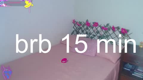 Snapshot of angielee01 chatting on November 4, 3:00 pm Angie y Andres online show from November 4, 3:00 pm