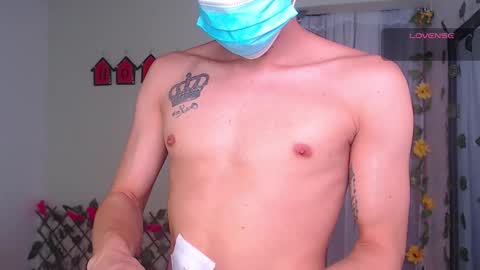 Snapshot of angielee01 chatting on December 1, 3:50 pm Angie y Andres online show from December 1, 3:50 pm