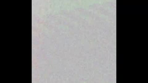 Snapshot of angielee01 chatting on December 16, 10:09 am Angie y Andres online show from December 16, 10:09 am