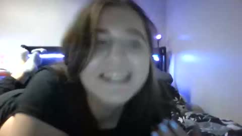 Snapshot of angilina007 chatting on June 5, 4:08 am angilina007 online show from June 5, 4:08 am