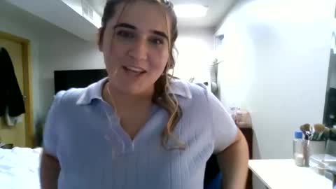 Snapshot of angilina007 chatting on June 16, 11:51 pm angilina007 online show from June 16, 11:51 pm
