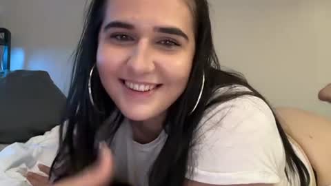 Snapshot of angilina007 chatting on June 24, 9:14 pm angilina007 online show from June 24, 9:14 pm