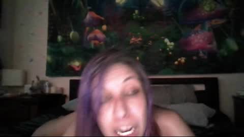 Snapshot of anglz017 chatting on February 24, 3:31 pm Anglz017 online show from February 24, 3:31 pm