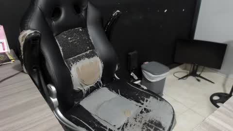 angy online show from January 11, 1:16 am