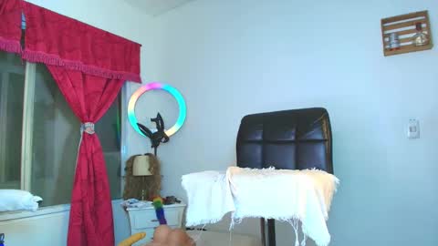 Snapshot of angye_hot chatting on March 3, 2:36 am Jovana Michell online show from March 3, 2:36 am