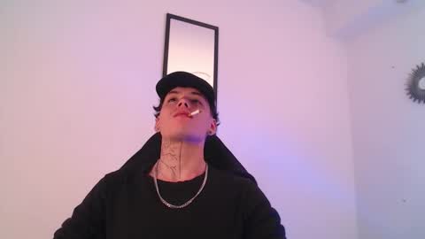 anhonymus online show from September 25, 4:05 am