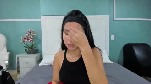 Ania online show from November 12, 9:25 pm