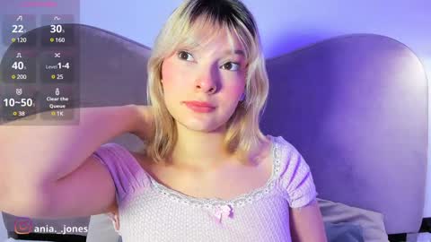 Ania online show from December 21, 8:00 pm