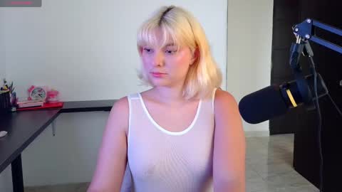 Ania online show from May 8, 8:25 pm