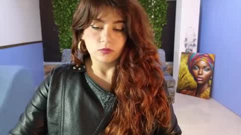 Annie online show from September 8, 8:08 pm