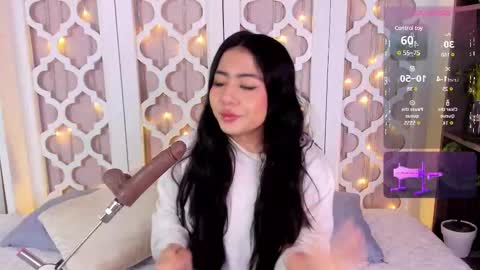 Snapshot of aniie_west chatting on February 17, 12:16 pm aniie_west online show from February 17, 12:16 pm