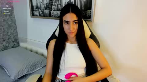 Snapshot of anika_h chatting on February 27, 11:54 am anika_h online show from February 27, 11:54 am