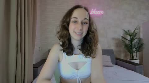 anikabloom online show from January 14, 5:08 am