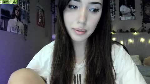 Snapshot of anisa_sweet chatting on September 25, 4:16 am Anisa Moan from LovenseWet from Tip MenuOpen for Private online show from September 25, 4:16 am