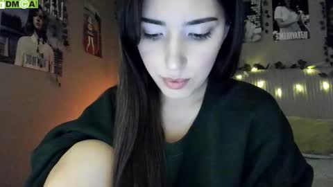 Snapshot of anisa_sweet chatting on October 21, 8:15 am Anisa Moan from LovenseWet from Tip MenuOpen for Private online show from October 21, 8:15 am