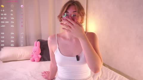 Snapshot of anishavivo chatting on February 16, 12:34 pm AnishaVivo online show from February 16, 12:34 pm