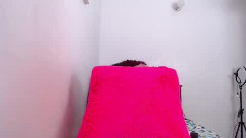 ana independent model online show from February 8, 10:07 am