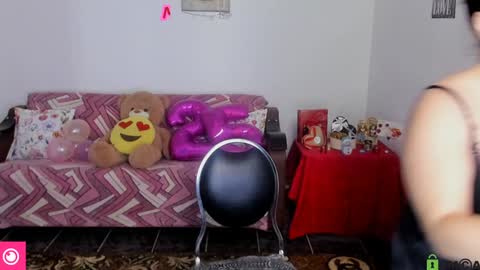 AnissyaX online show from January 31, 6:35 am