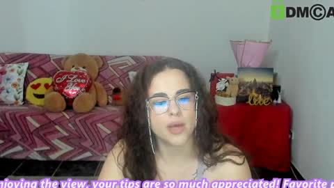Snapshot of anissyax chatting on April 15, 2:51 am AnissyaX online show from April 15, 2:51 am