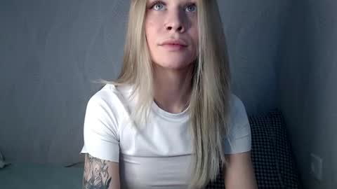 Snapshot of anita_delicious chatting on February 18, 4:05 pm anita_delicious online show from February 18, 4:05 pm