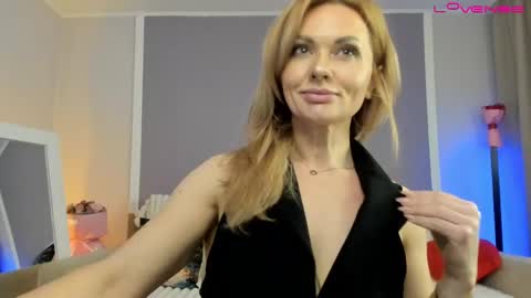 Anita online show from March 21, 10:35 pm