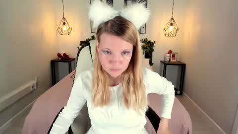 Anita online show from July 12, 8:38 am