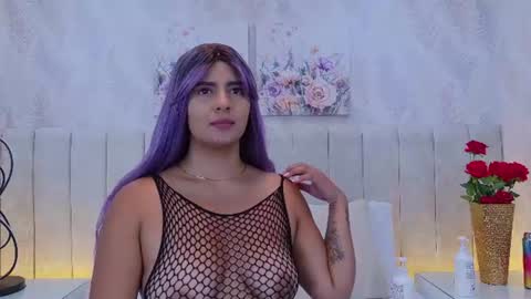 Dania Lpez online show from July 30, 12:15 pm